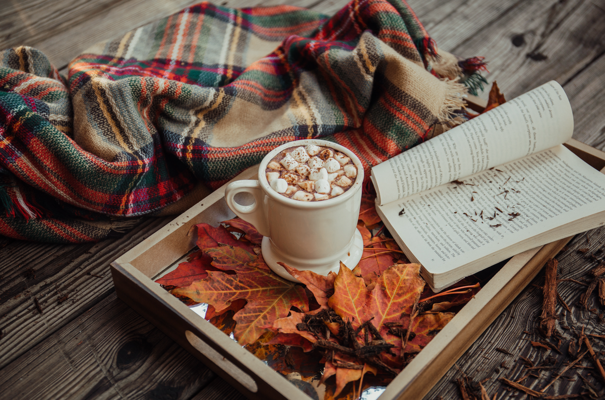 Fall fashion trends with compression socks — Dr. Motion blog cover