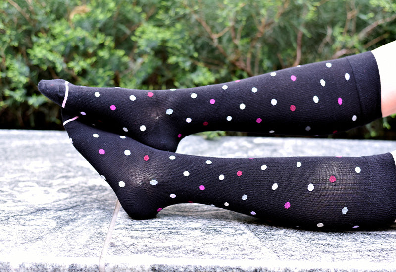 Compression socks for rheumatoid arthritis supporting ankle and foot comfort