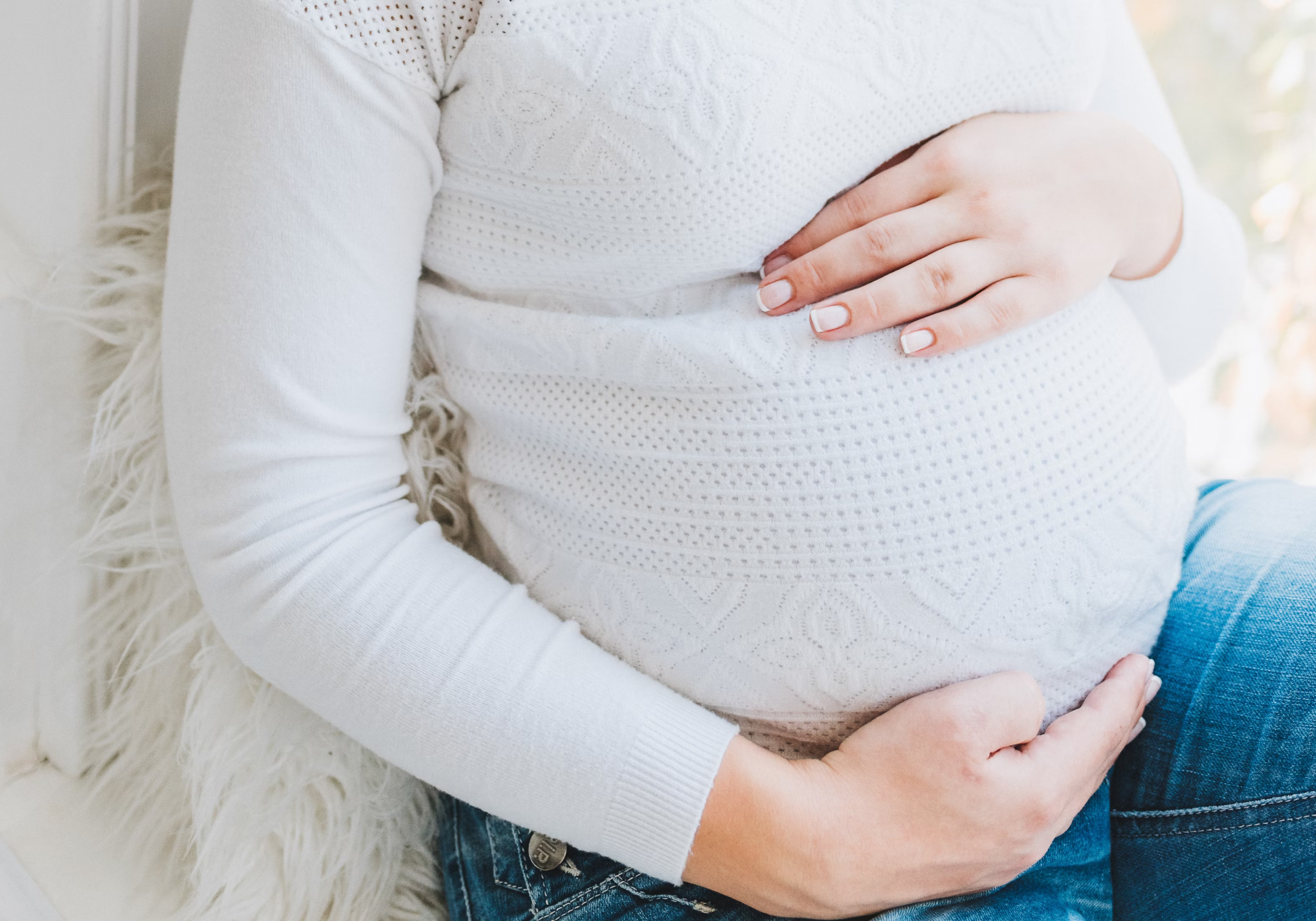 Why Compression Socks Are Essential During Pregnancy
