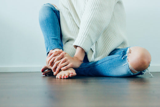 Compression Socks for Foot Pain: What You Need to Know — Dr. Motion compression socks blog cover