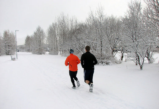 Winter running gear guide with compression socks — Dr. Motion blog cover