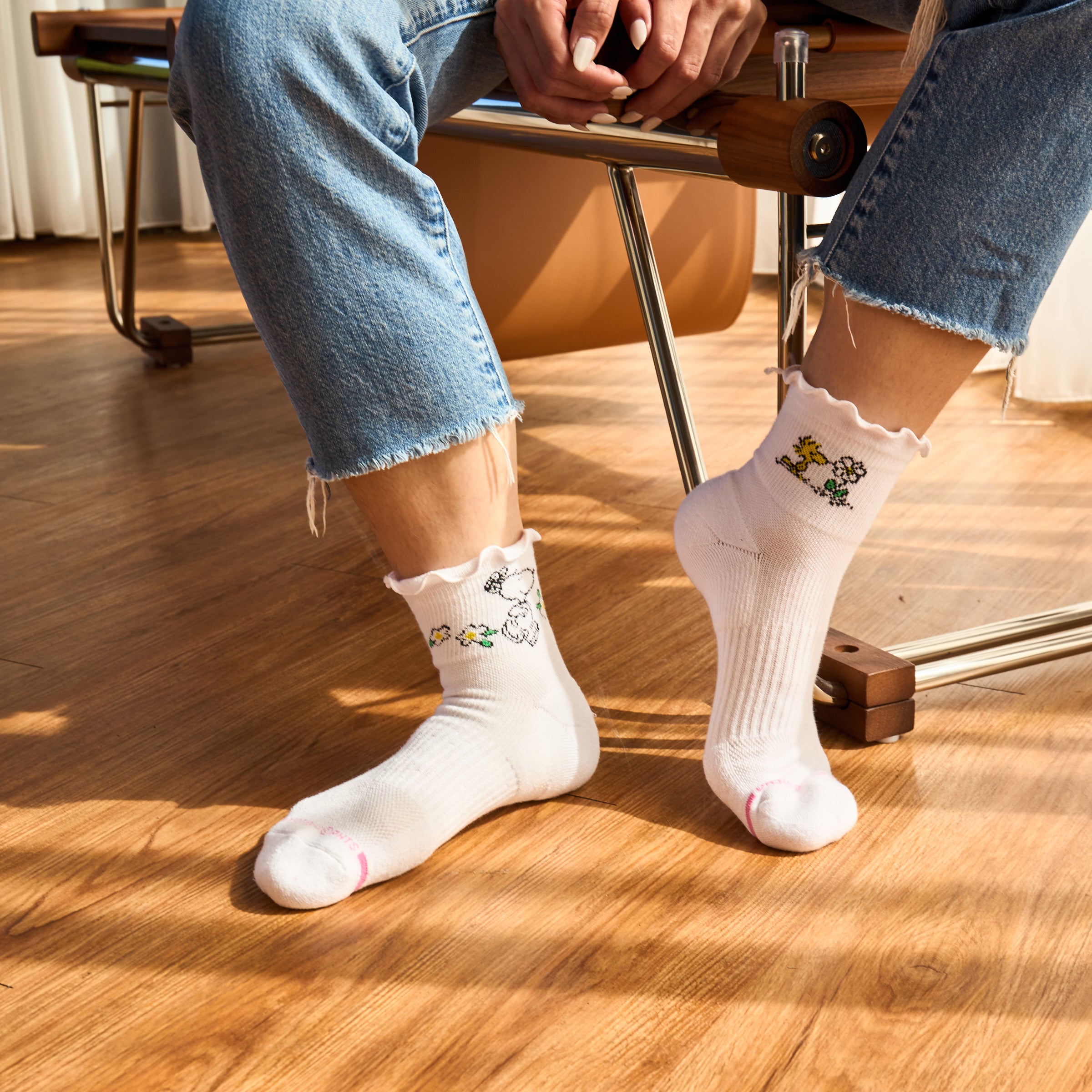 Snoopy Floral Lettuce Edge | Quarter Compression Socks For Women