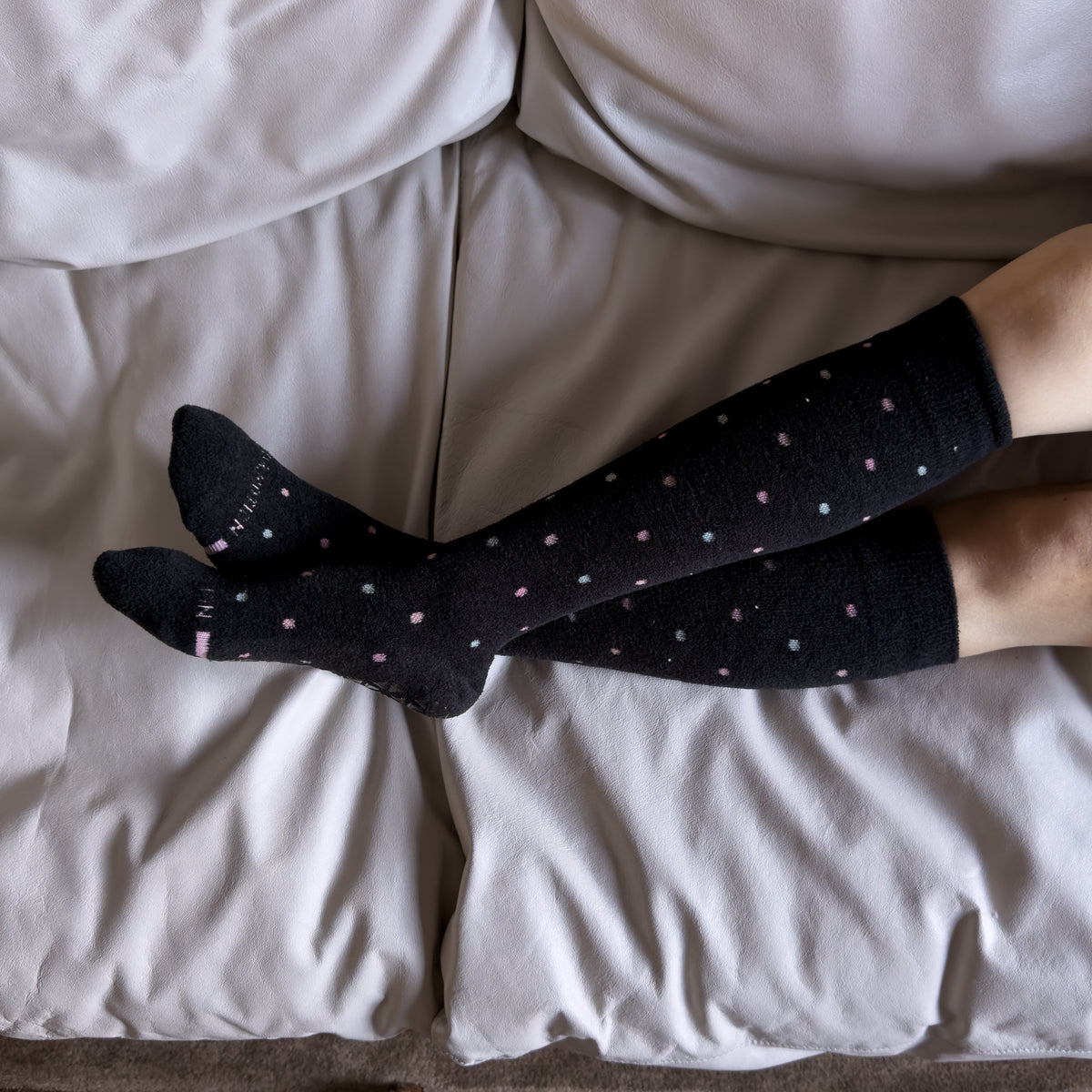 Dancing Dots Cozy | Knee-High Compression Socks