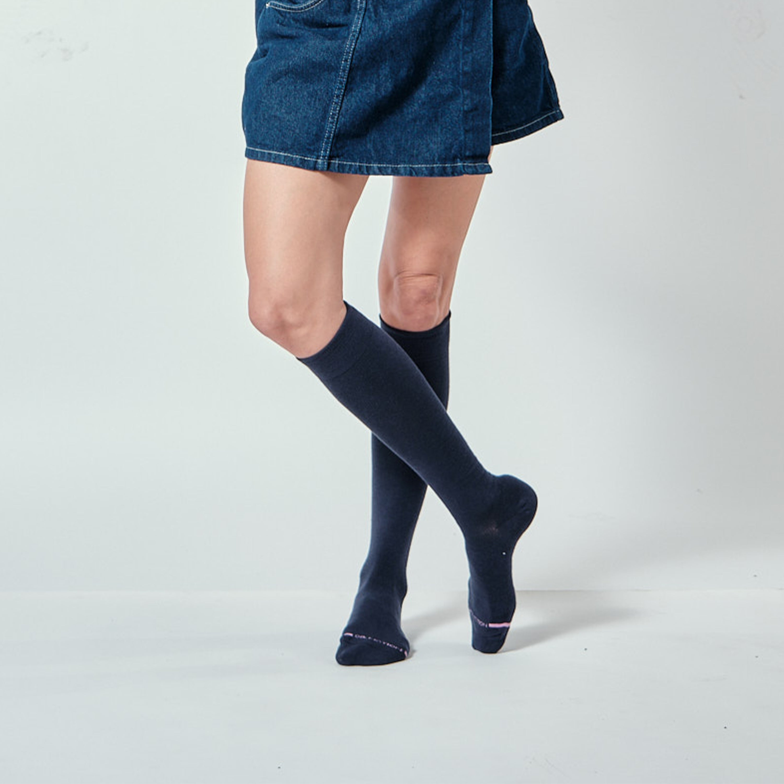 Solid Cotton Blend | Knee-High Compression Socks For Women