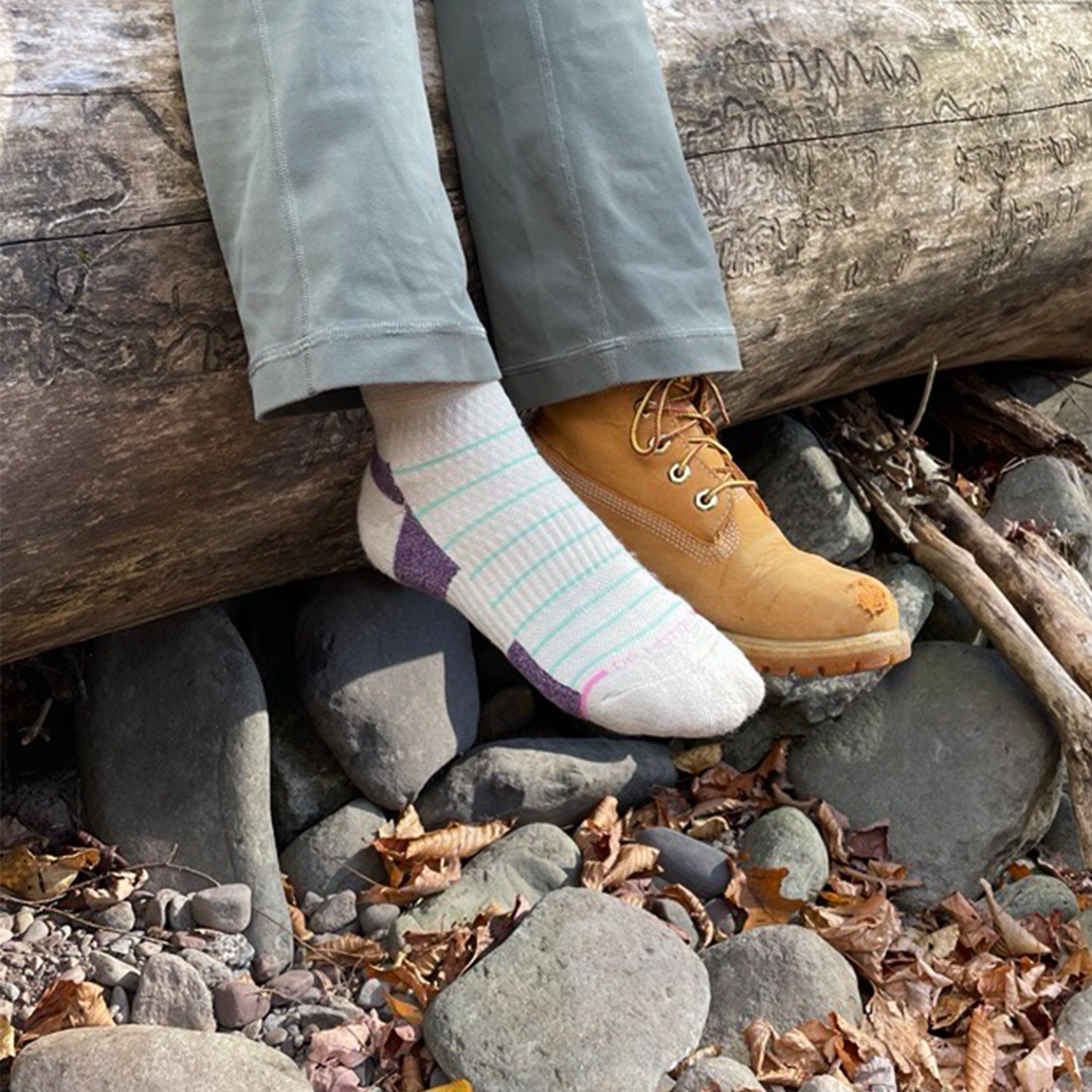 Simple Stripe | Compression Outdoor Medium Weight Quarter For Women