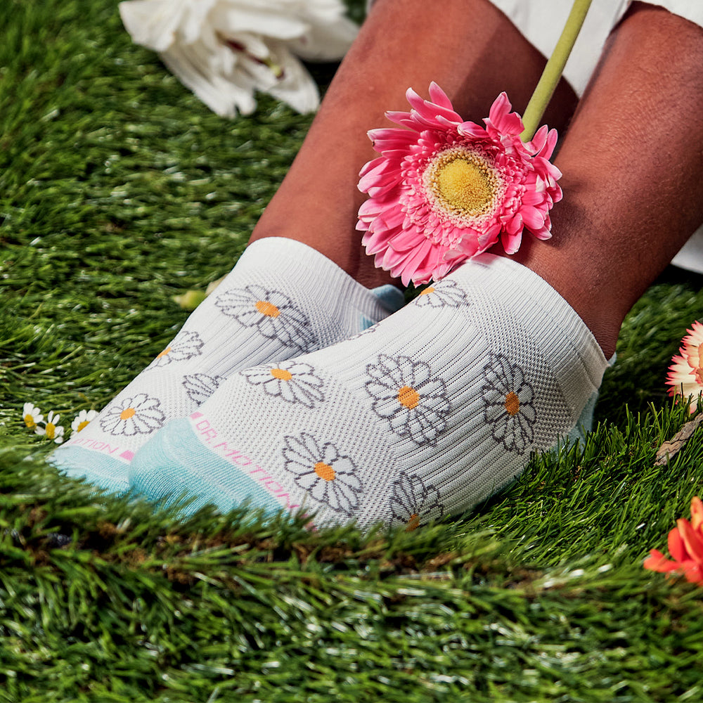 Simple Daisy | Ankle Compression Socks For Women