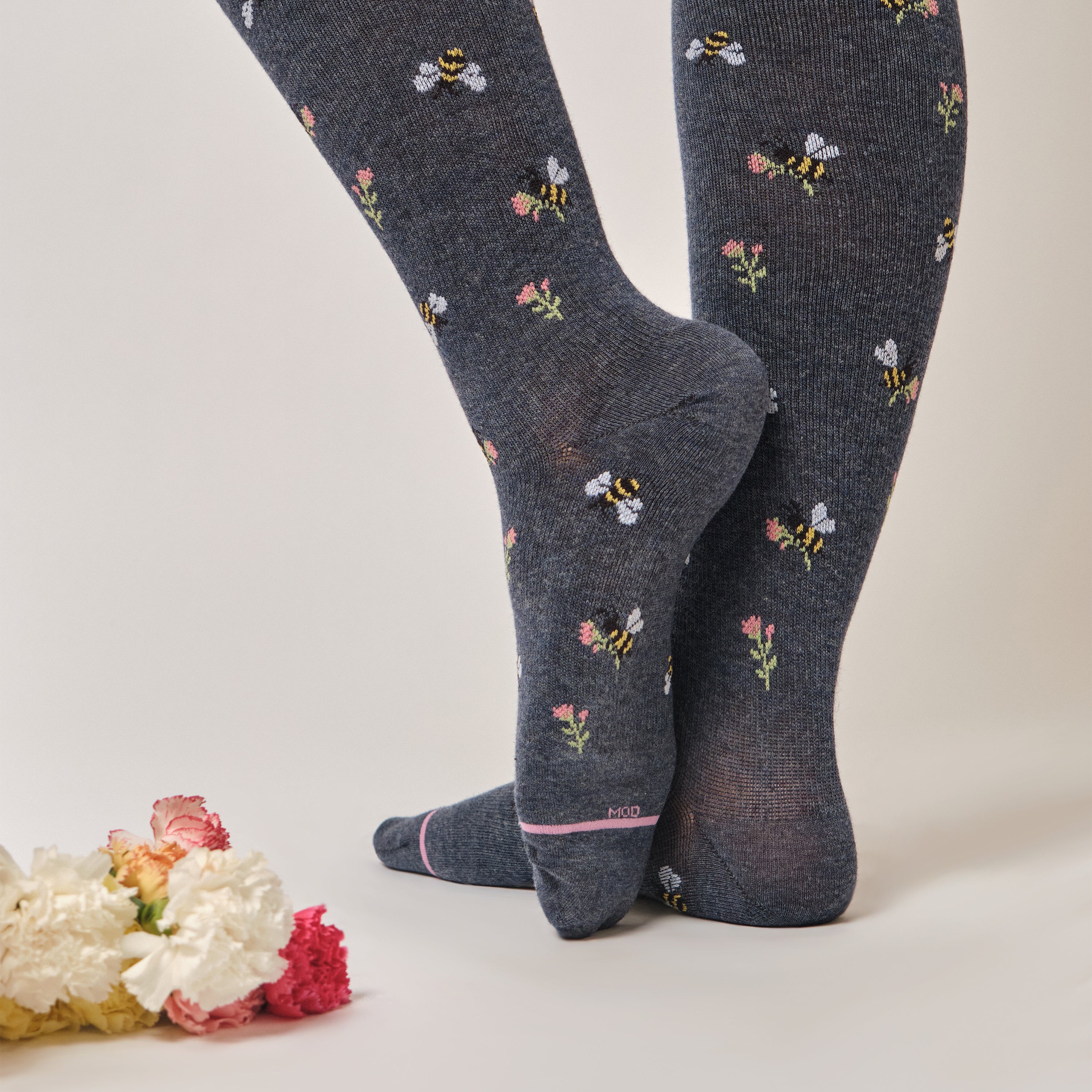 Bees With Flowers | Knee-High Moderate Compressoion Socks For Women