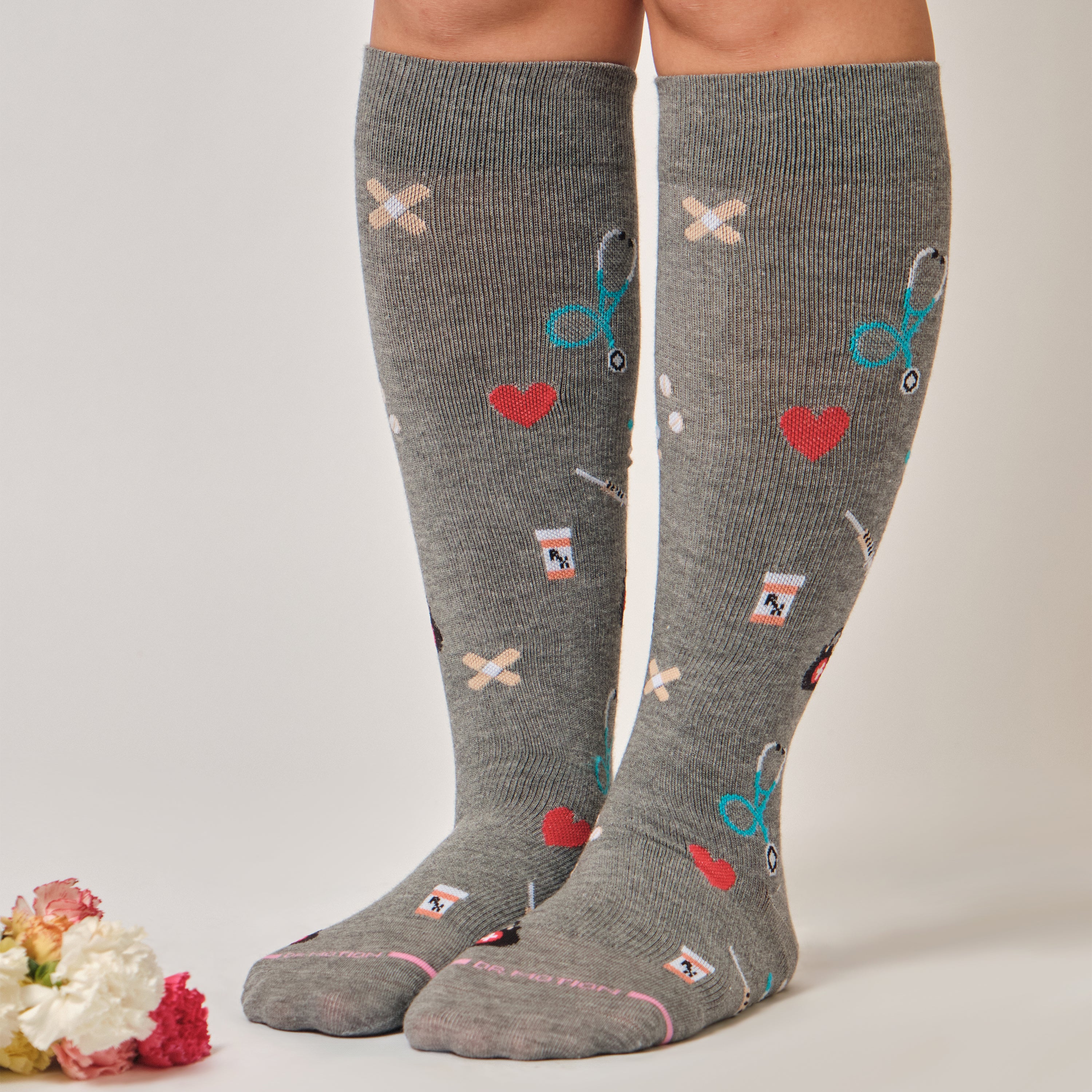 Medical Icons | Knee-High Moderate Compression Socks For Women