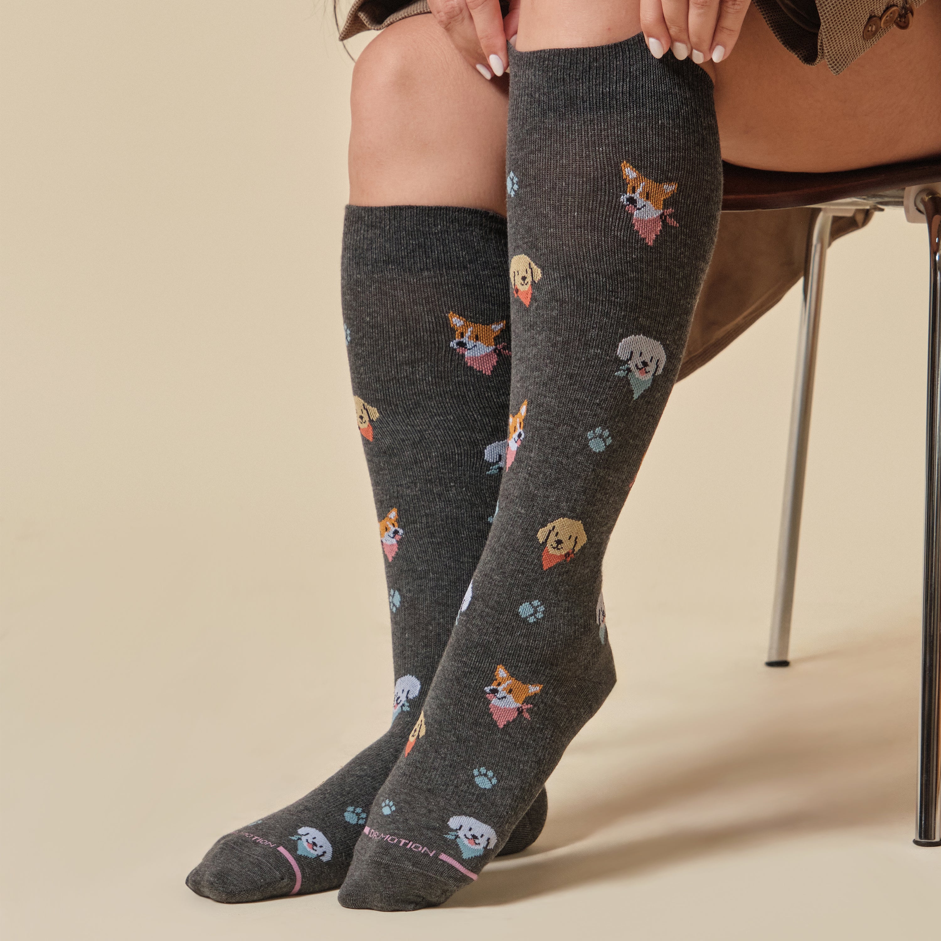 Bandana Dogs | Knee-High Compression Socks For Women