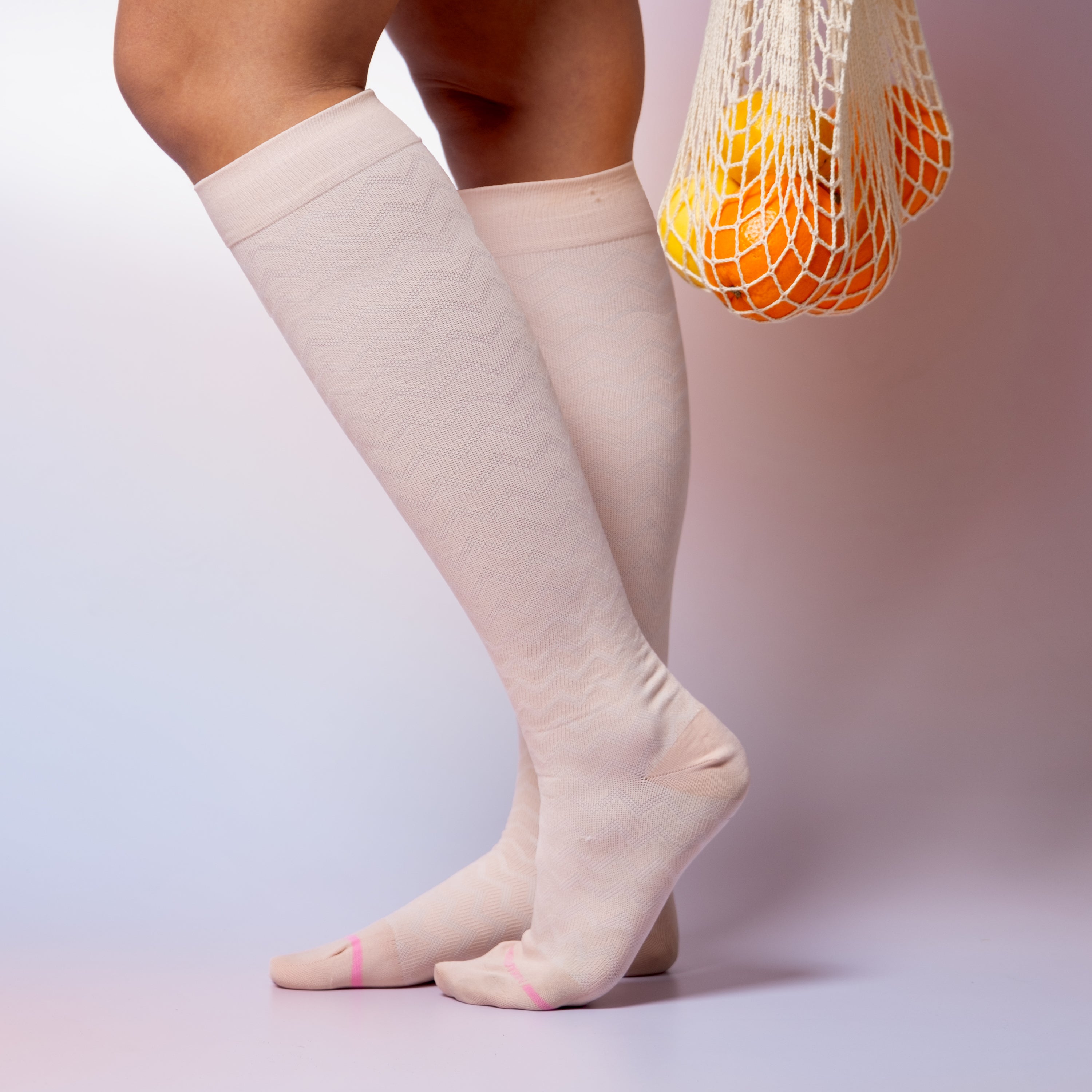 Drop Out Chevron | Knee-High Compression Socks For Women