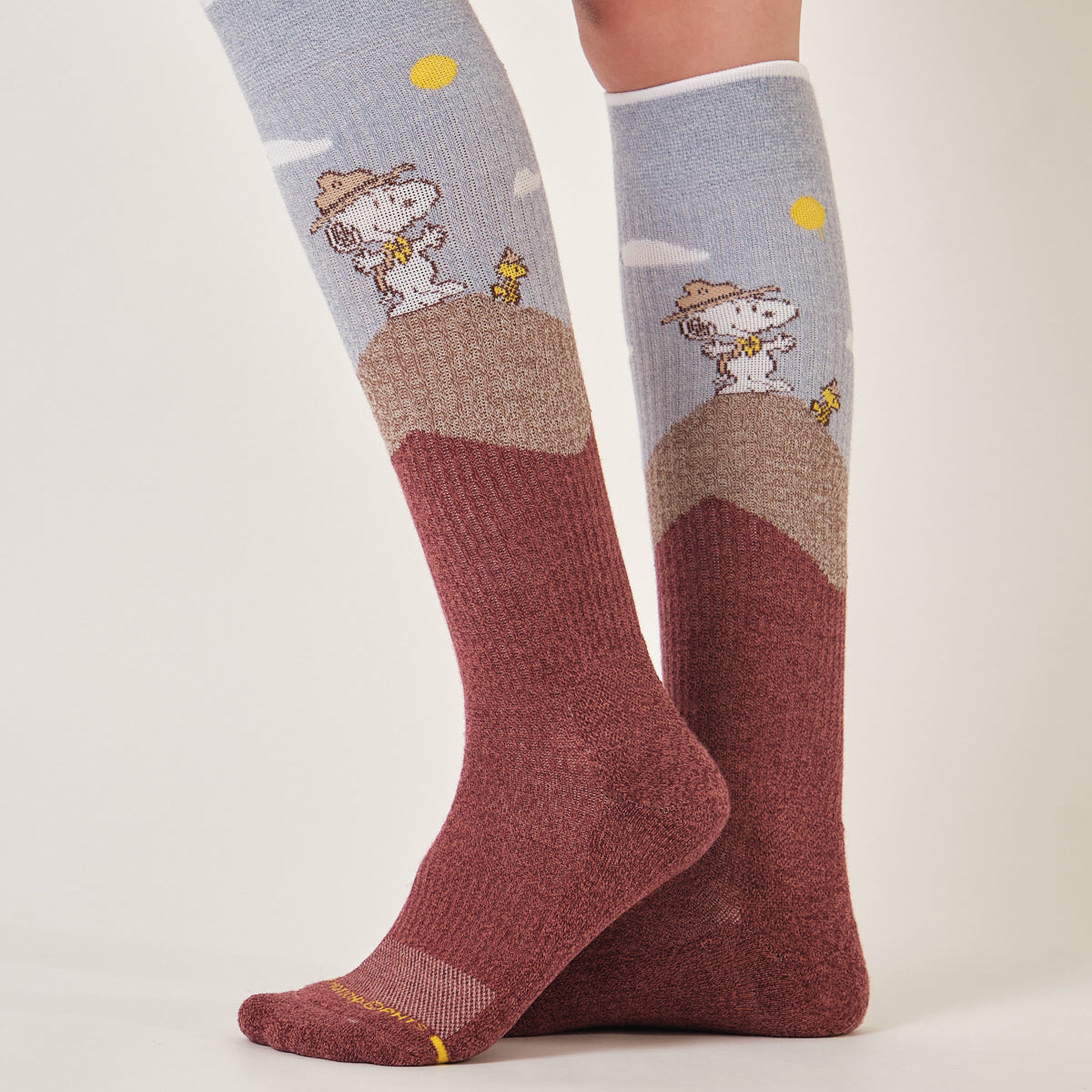 Peanuts Mountain Hike | Compression Outdoor Knee-High For Women