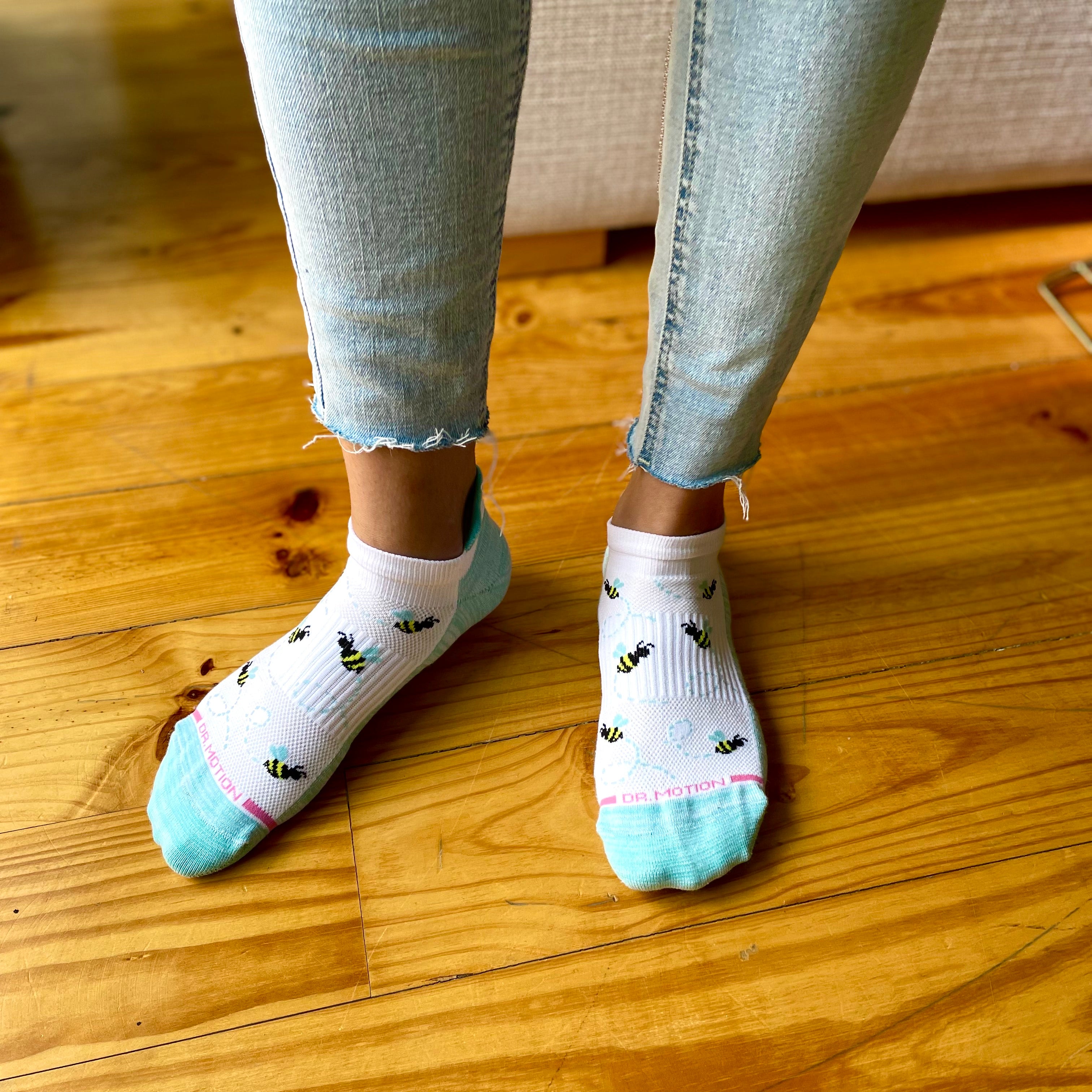 Buzzing Bees | Ankle Compression Socks For Women