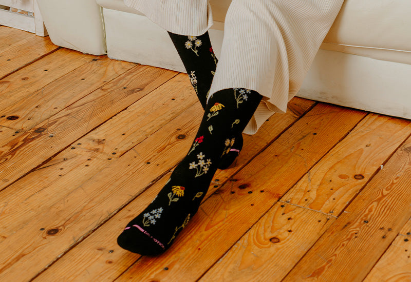 Compression Socks and Gout Relief: Manage Symptoms Effectively