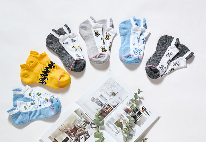 Dr. Motion x Peanuts collection — Snoopy compression socks nostalgia cover