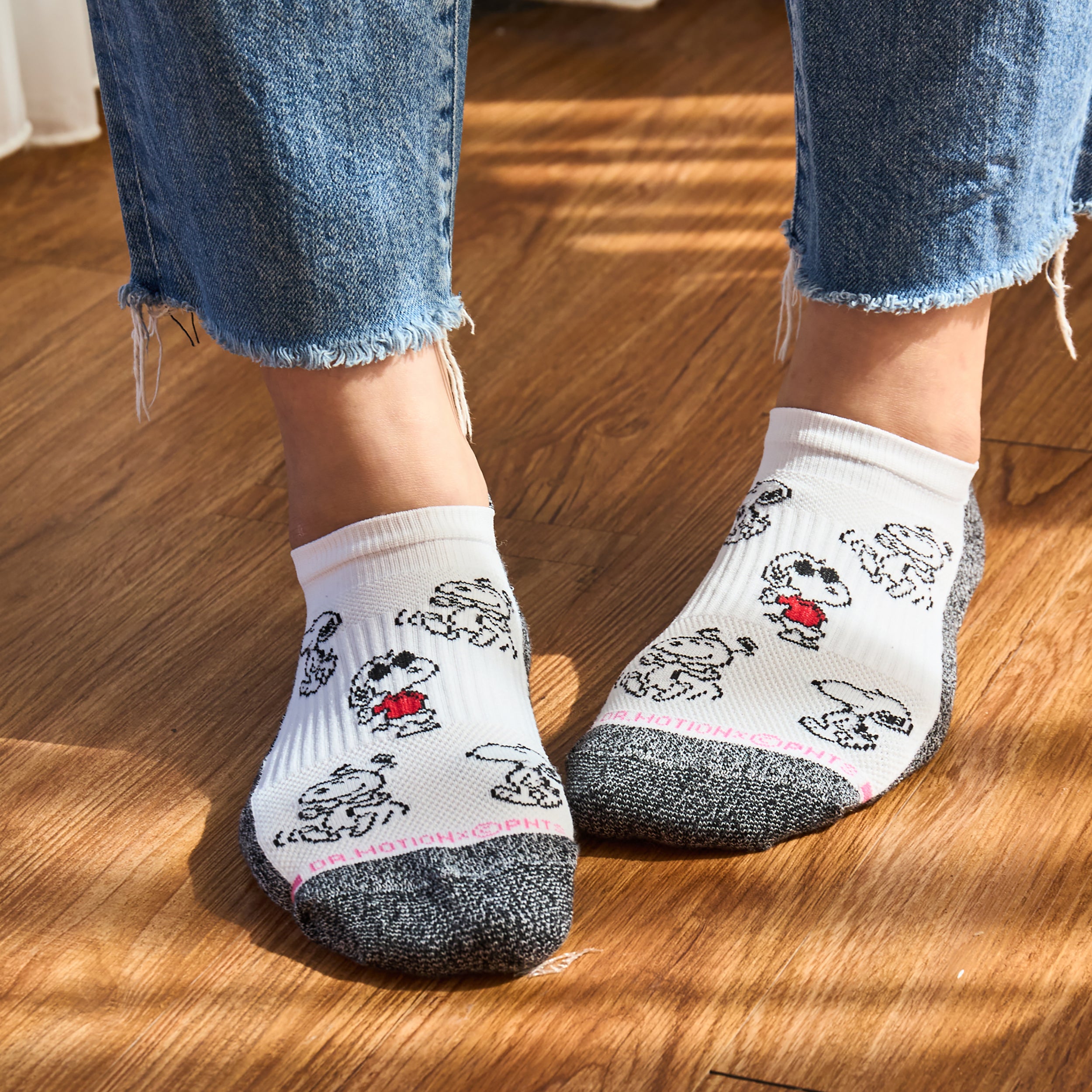 Ankle Compression Socks For Women | Dr. Motion x Peanuts | Multi