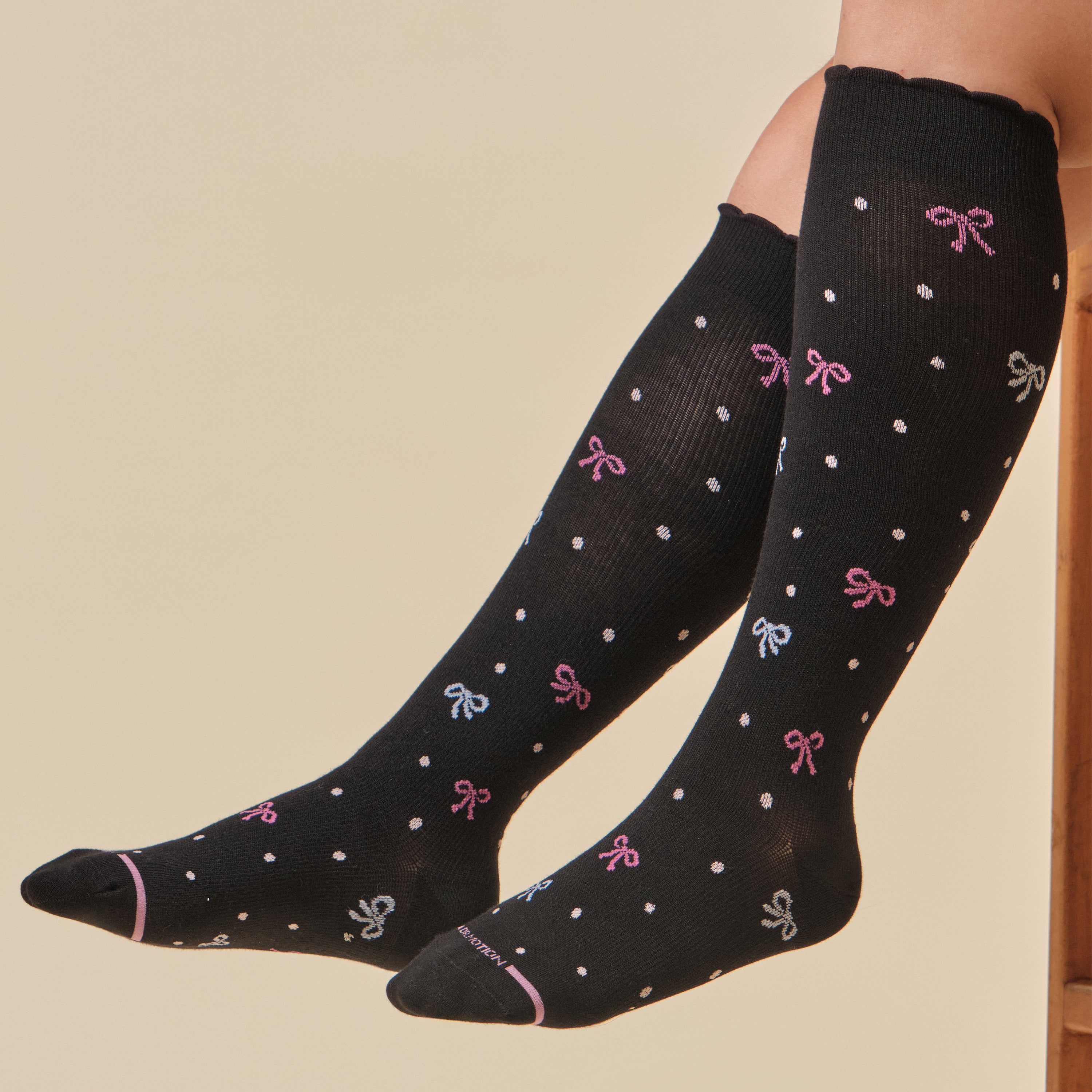 Bows & Dots | Knee-High Compression Socks For Women