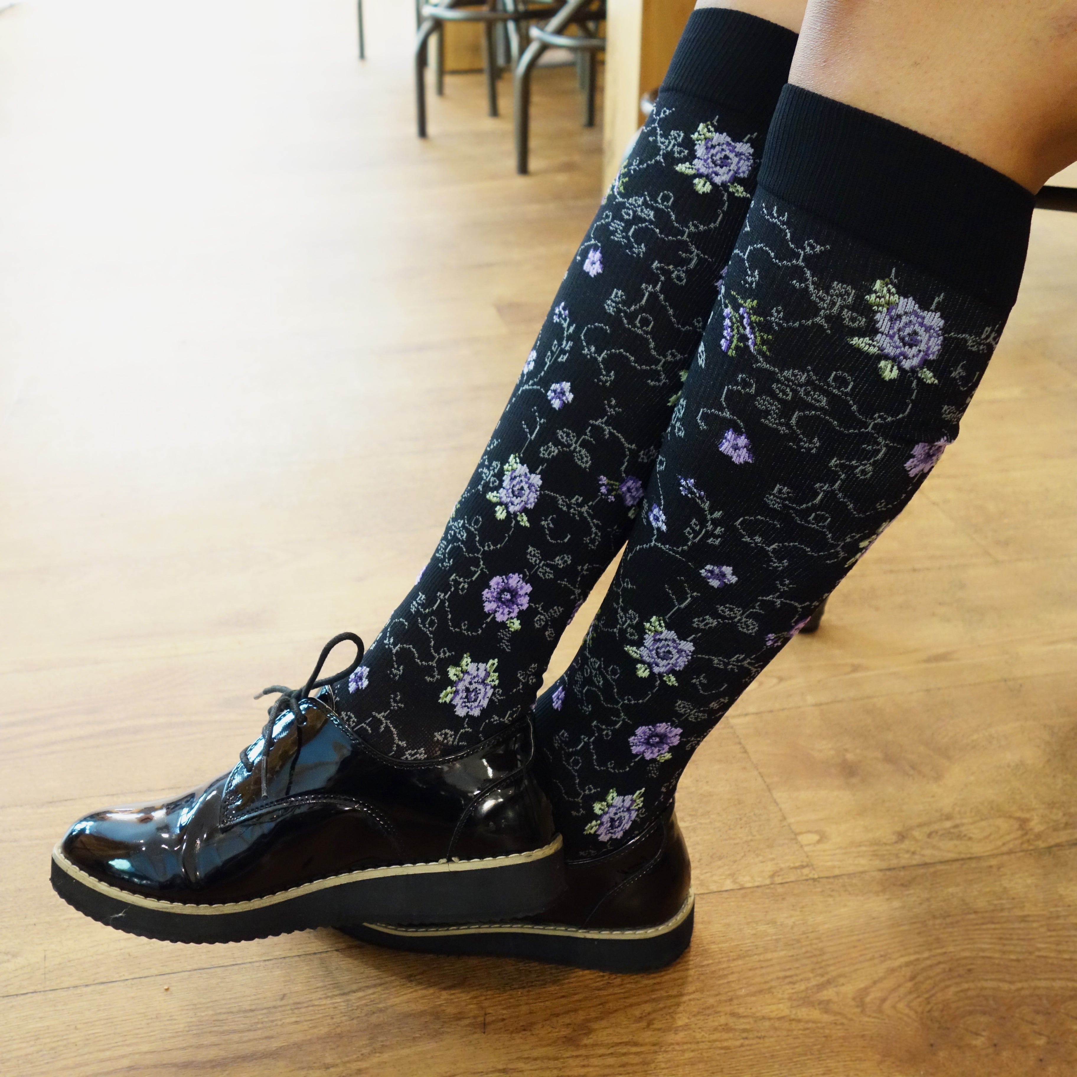 Pretty Floral Knee High Compression Socks For Women