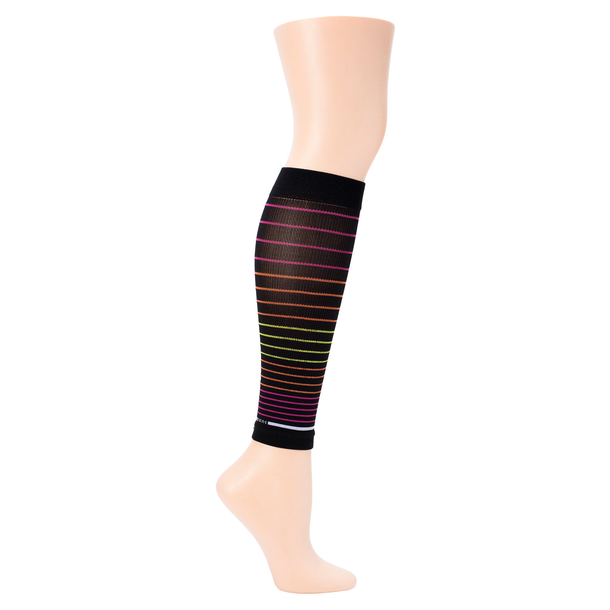 Calf Compression Sleeves for Men & Women, 1 Pair, True 20-30mmHg Leg  Compression Socks Support for Running, Shin Splint, Calf Pain Relief,  Swelling, Varicose Veins, Nursing, Travel, Black S/M 